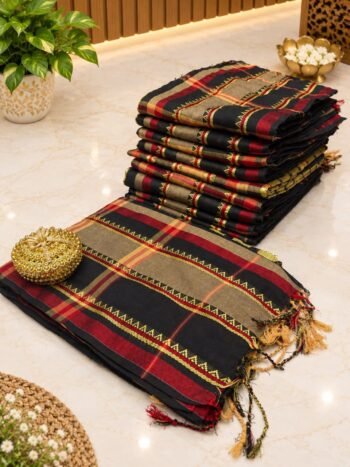 Trending Slub Khadi Cotton Saree With Kanchi Border & Blouse